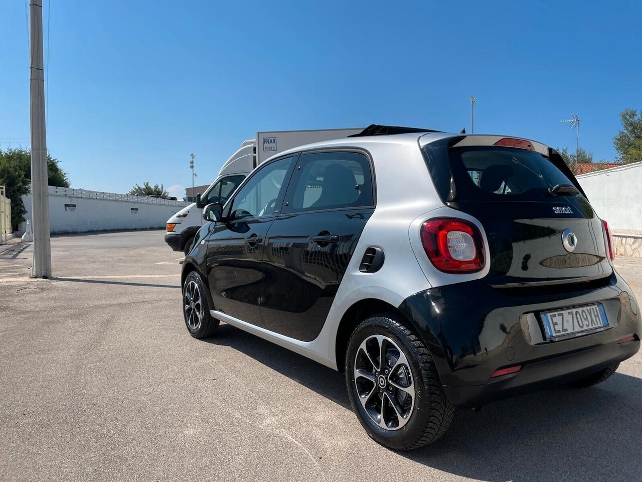 SMART FORFOUR 70 1.0 Passion