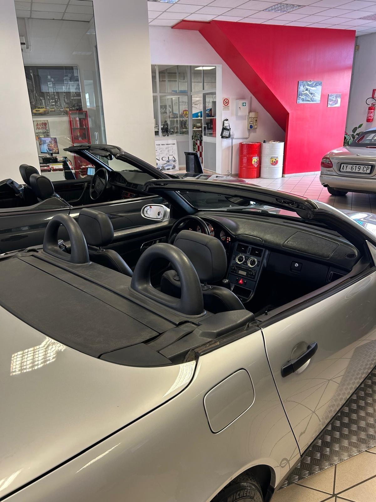 Mercedes-benz SLK 200 cat