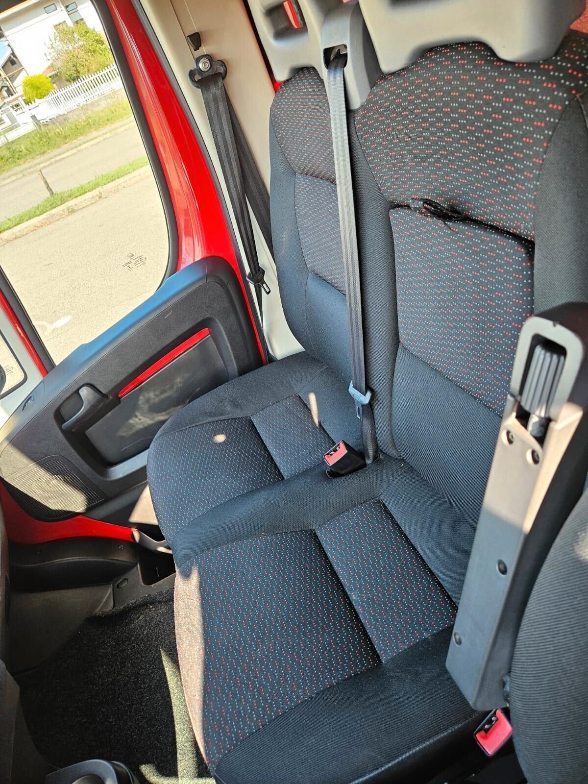 Peugeot Boxer 335 2.2 BlueHDi 140 S&S PLM Cassonato