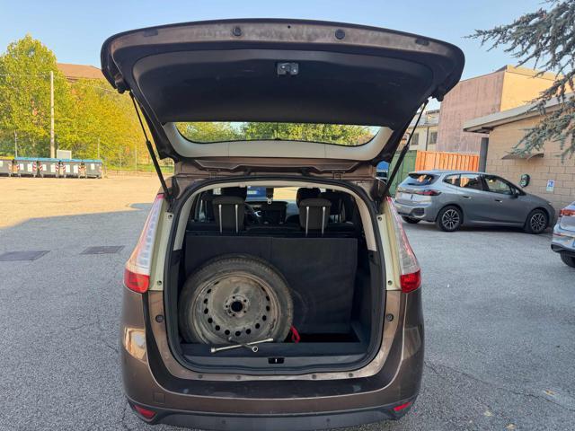 RENAULT Scenic 7posti 1.5 dCi 110CV senza nessun lavoro da fare