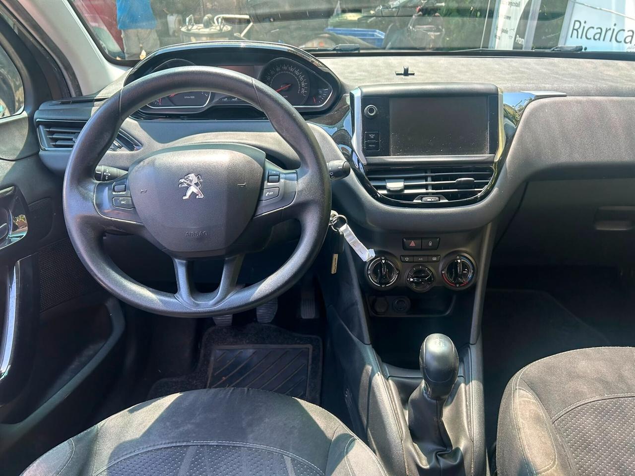 Peugeot 208 1.0 Active offerta del mese