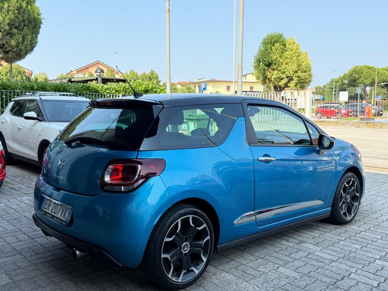 Ds DS3 DS 3 1.4 HDi 70 Just Black