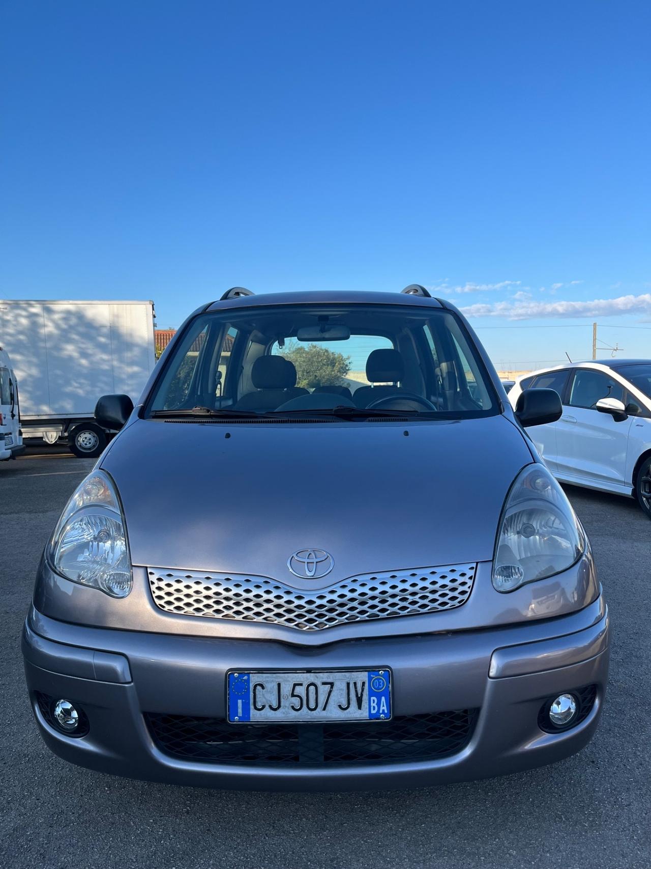 Toyota Yaris Verso 1.4 Tdi D-4D cat Sol '03