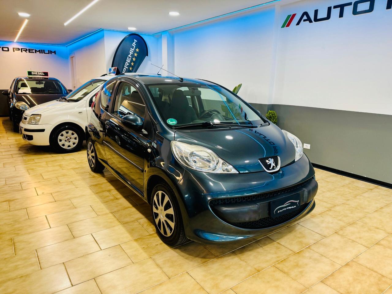 Peugeot 107 Automatica 1.0 da 68CV 3p. PERFETTA