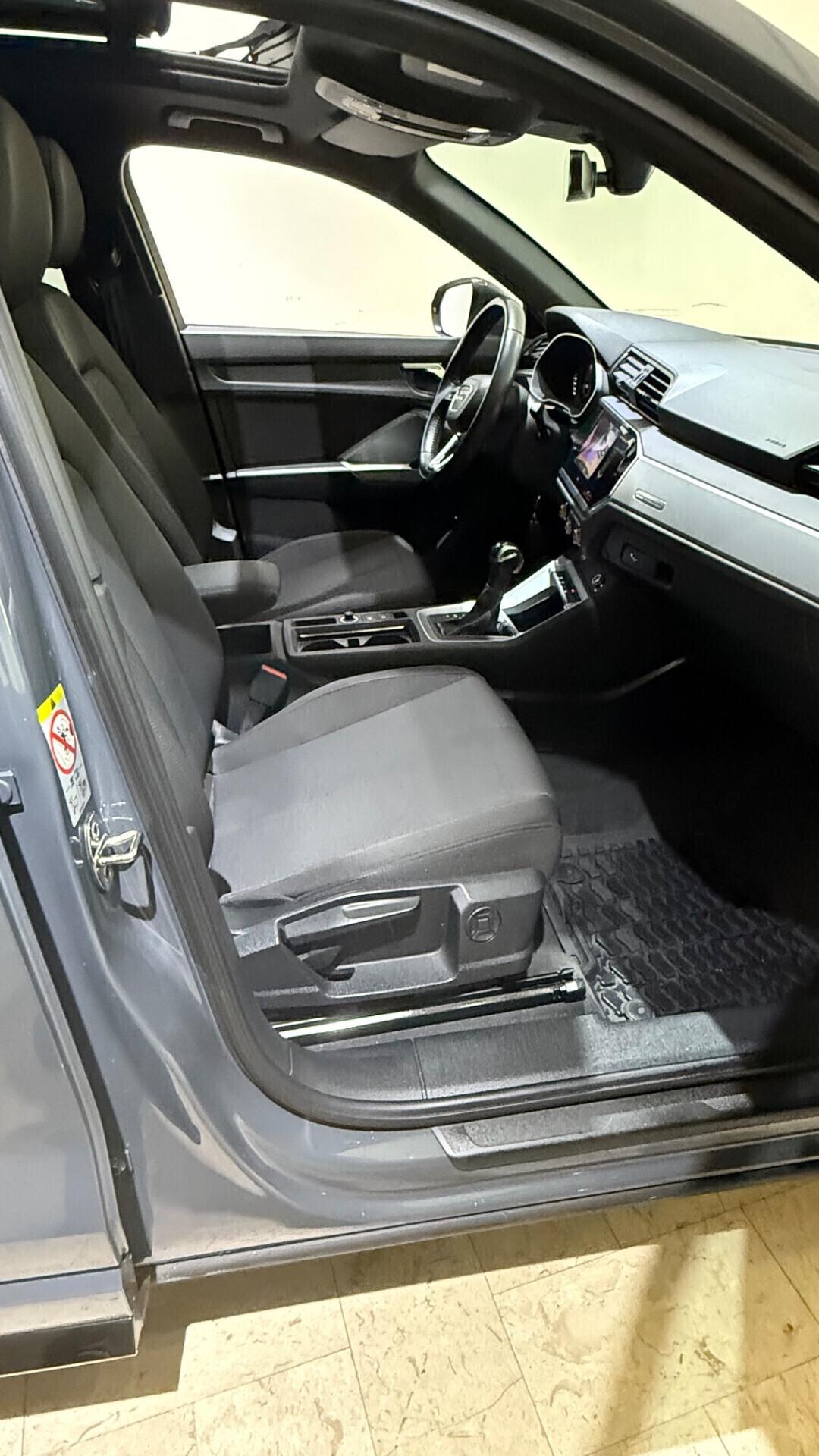 Audi Q3 35 TDI quattro S tronic S line