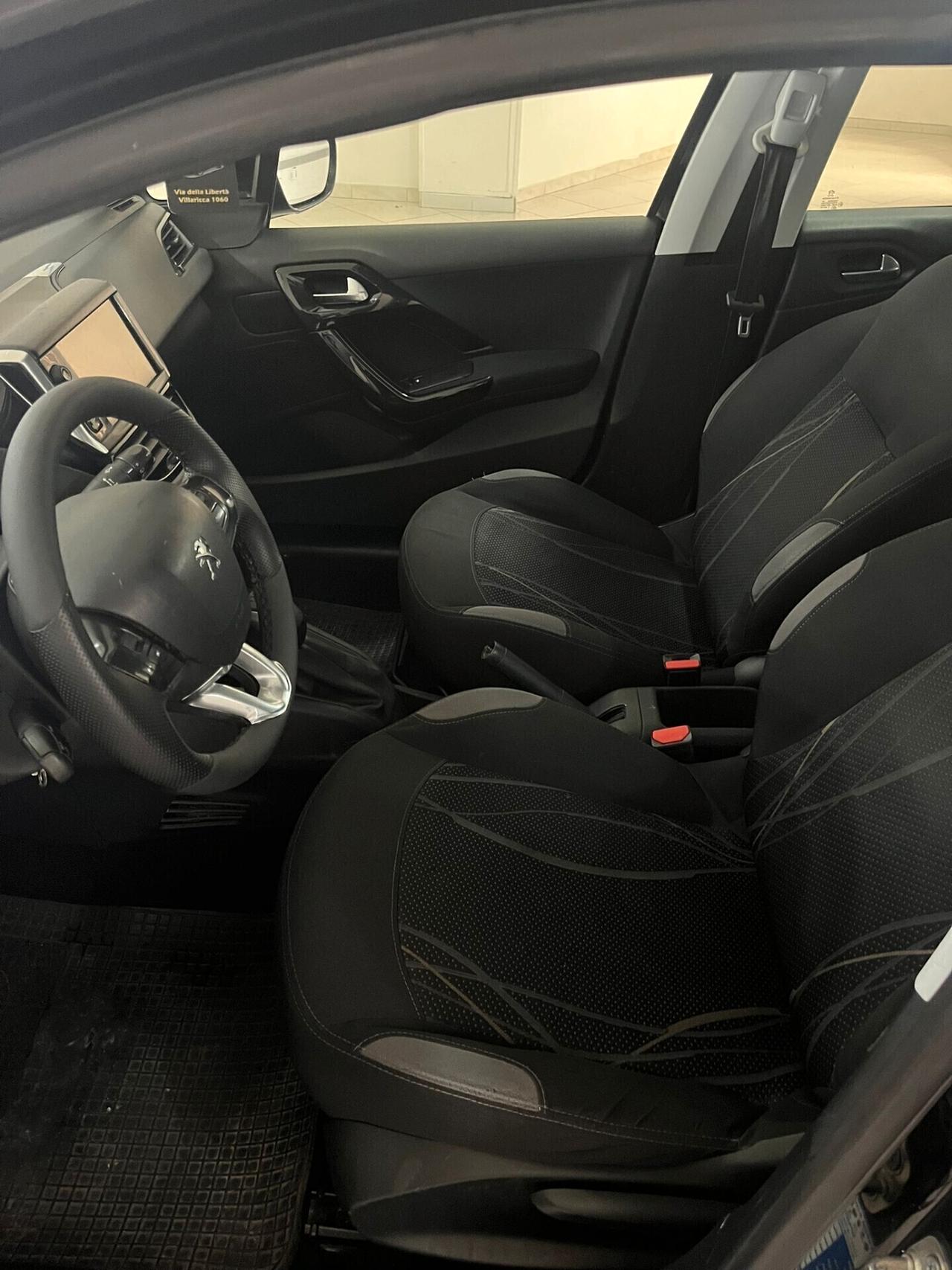 Peugeot 208 1.2 VTi 82 CV GPL 5 porte Allure