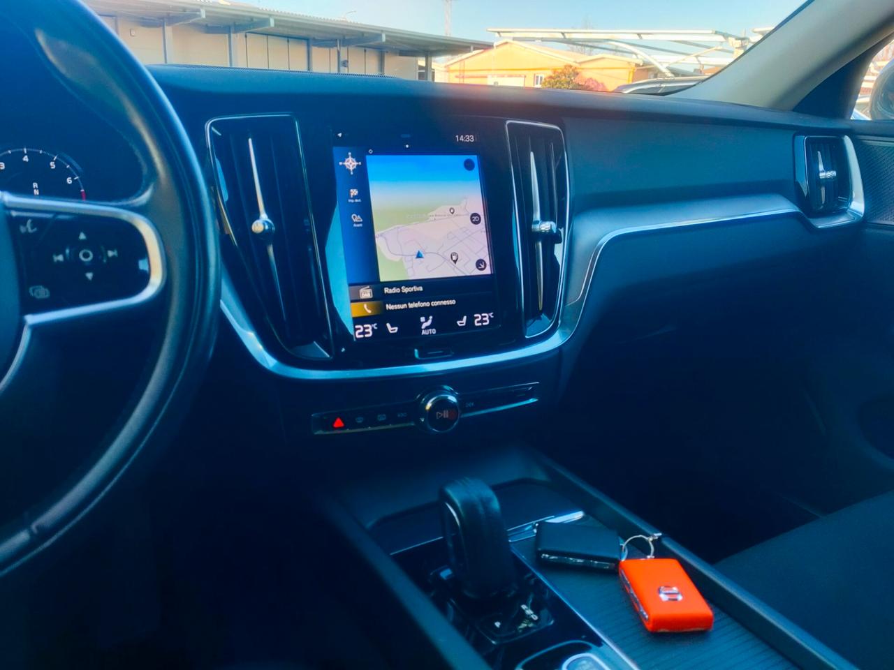 Volvo V60 B4 Geartronic Momentum Business Pro