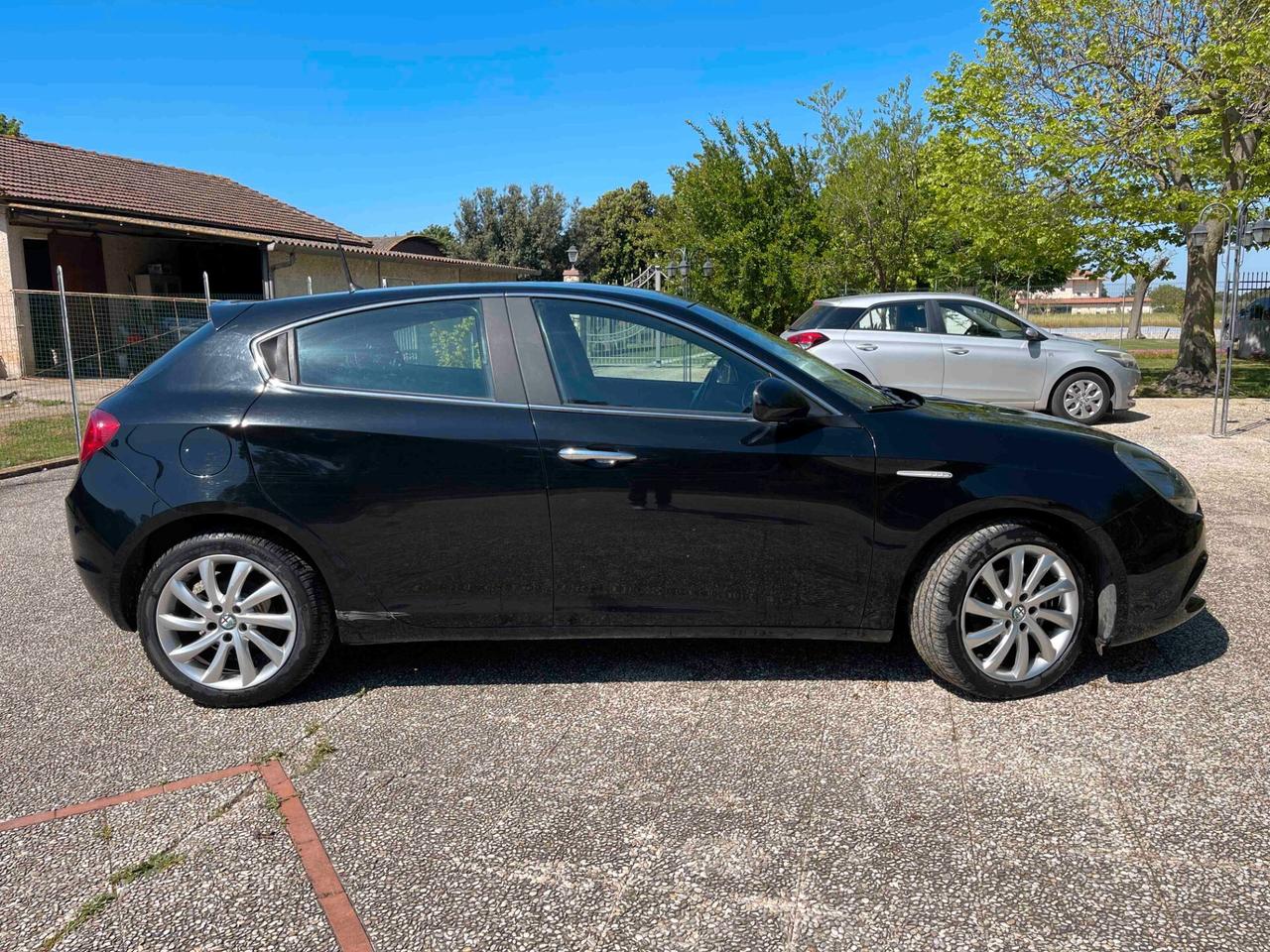 Alfa Romeo Giulietta 1.6 JTDm-2 120 CV Distinctive NEOPATENTATI