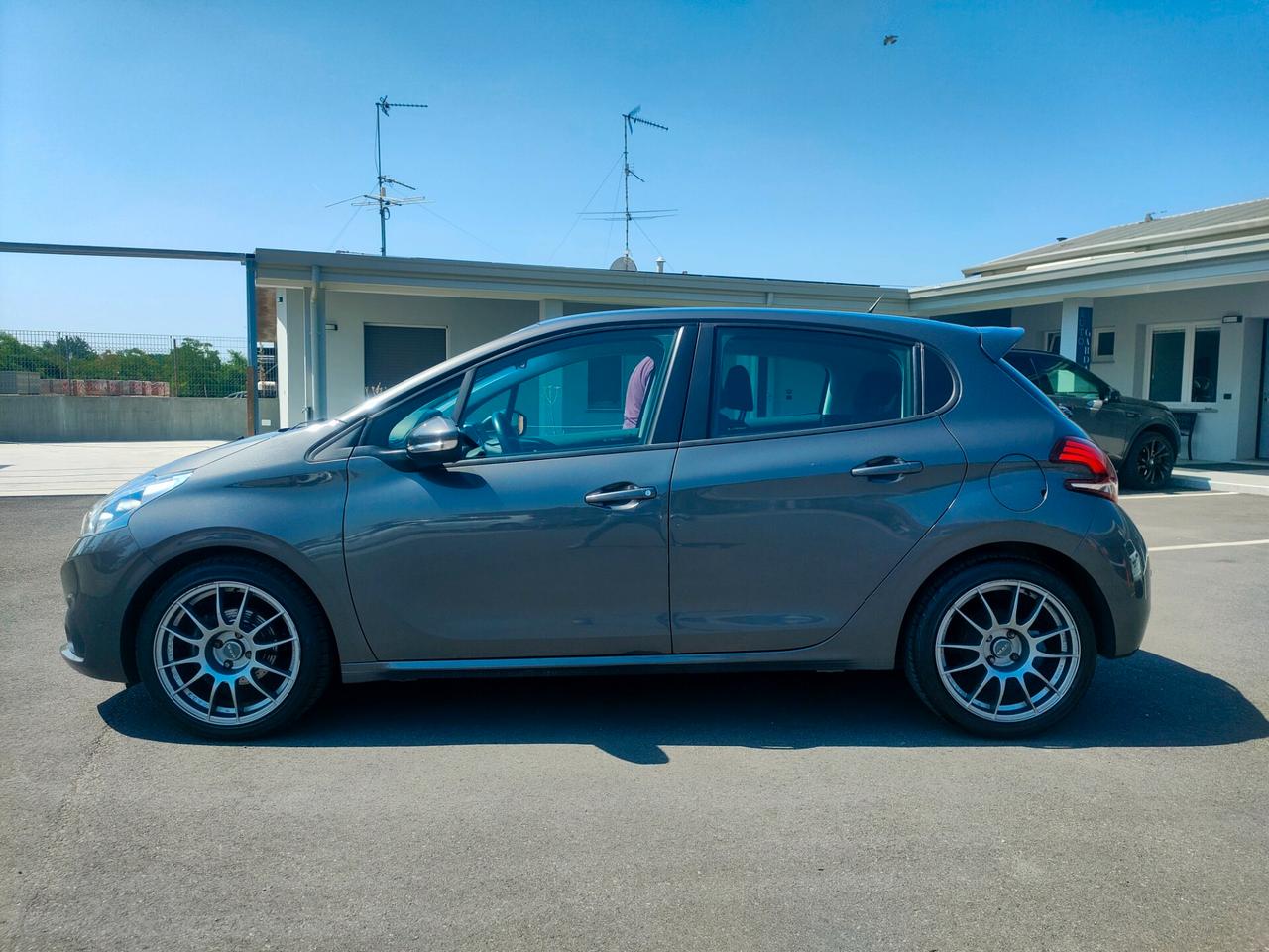 Peugeot 208 BlueHDi 75 5 porte Active NEOPATENTATI