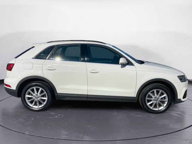 AUDI Q3 2.0 tdi Business 120cv