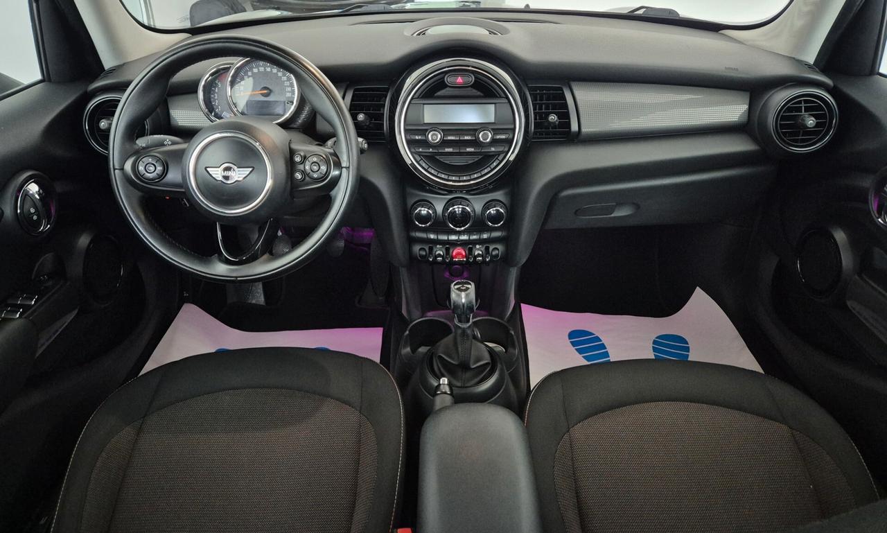 Mini 1.5 Cooper D Business XL 5 porte