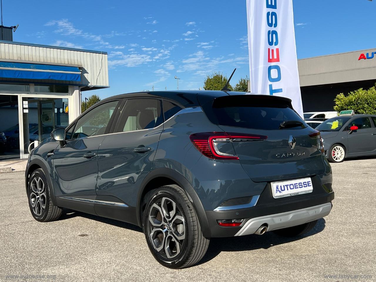 RENAULT Captur TCe 140 CV Intens