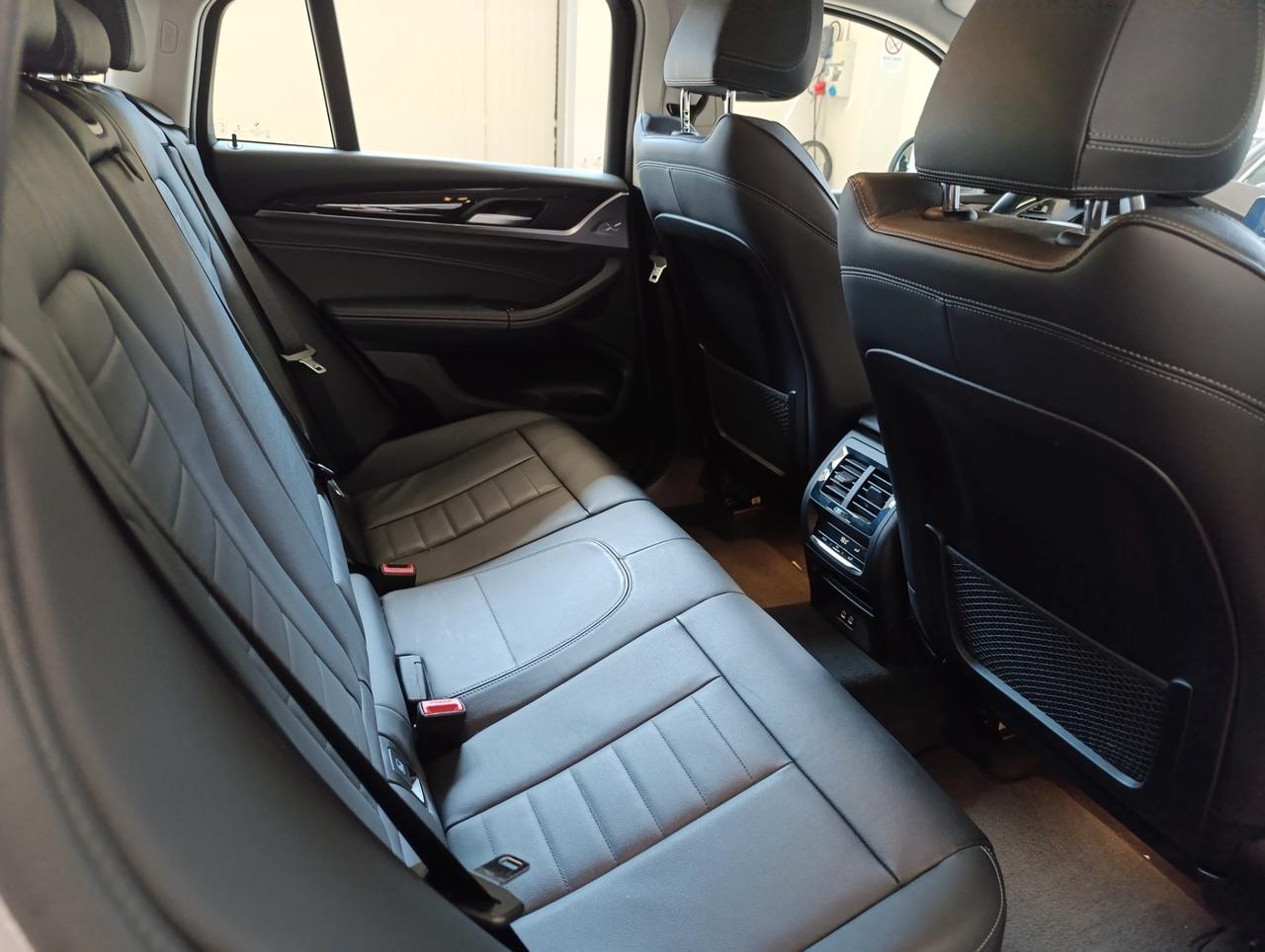 BMW X4 xdrive20d mhev 48V auto