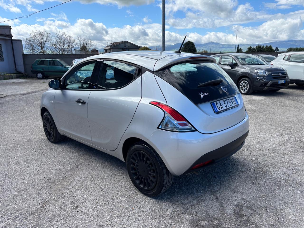 Lancia Ypsilon 1.2 69 CV 5 porte GPL Ecochic Monogram