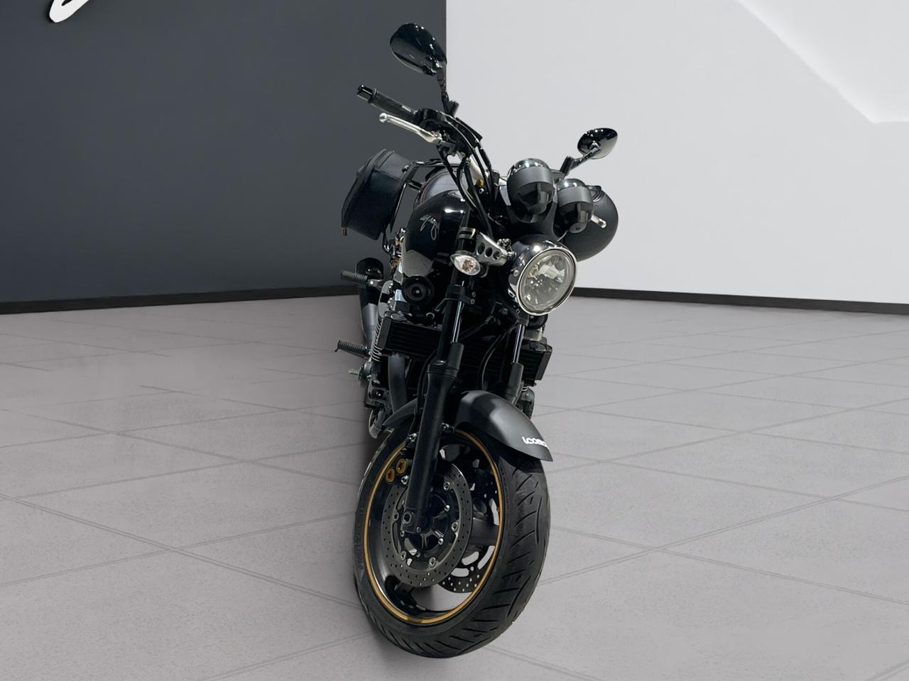 Yamaha XJR 1300
