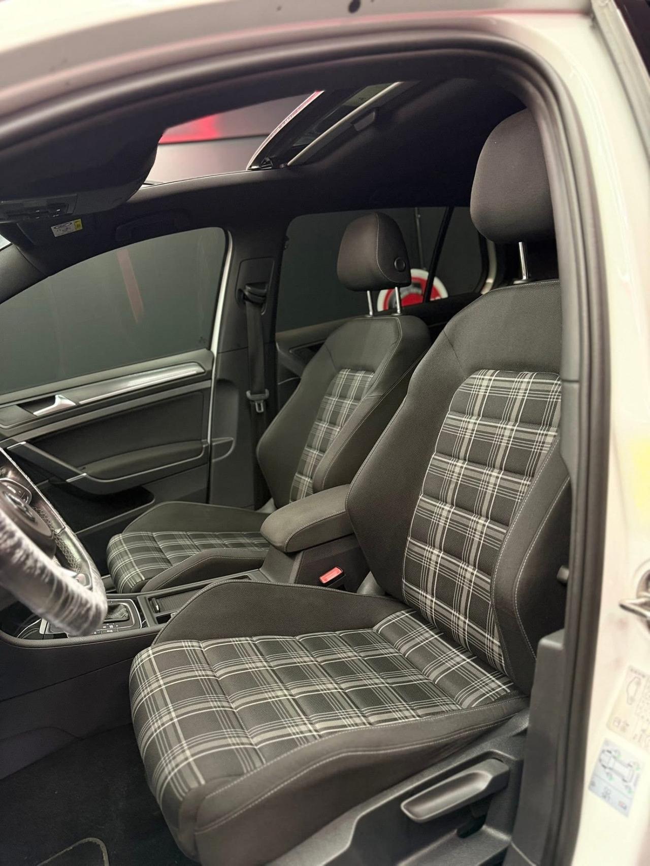 Volkswagen Golf GTD 184 cv IPER FULL 2019