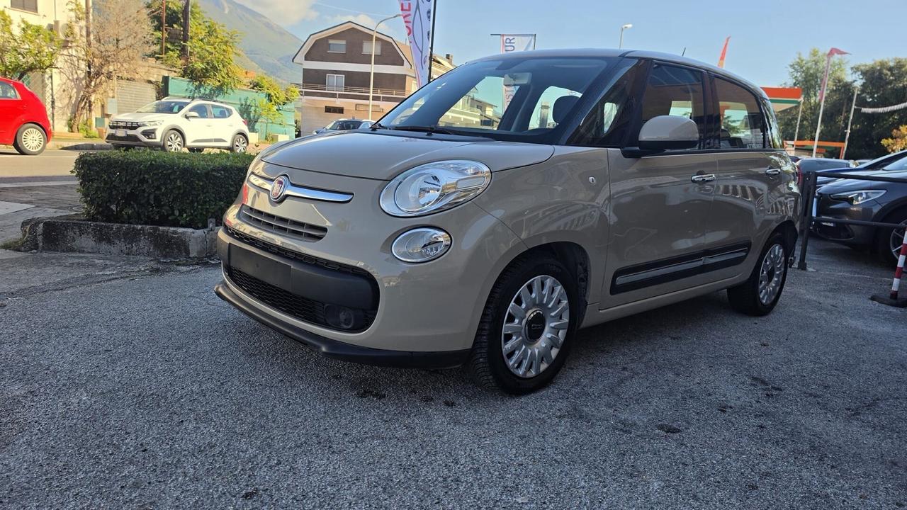 FIAT 500L 1.4 LOUNGE