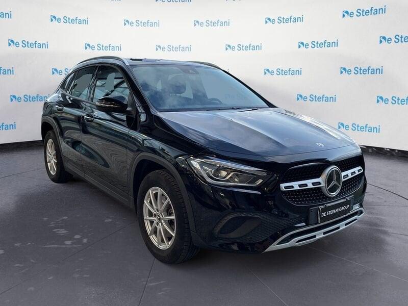 Mercedes-Benz GLA GLA 200 Automatic Business Extra