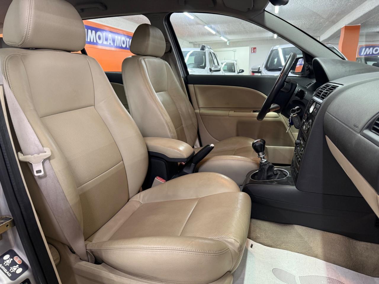 Ford Mondeo 2.0 TDDi cat SW Ghia - 116CV