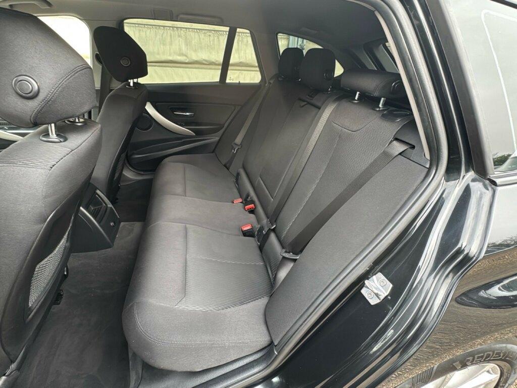 BMW Serie 3 Touring 318 d Business Advantage Steptronic