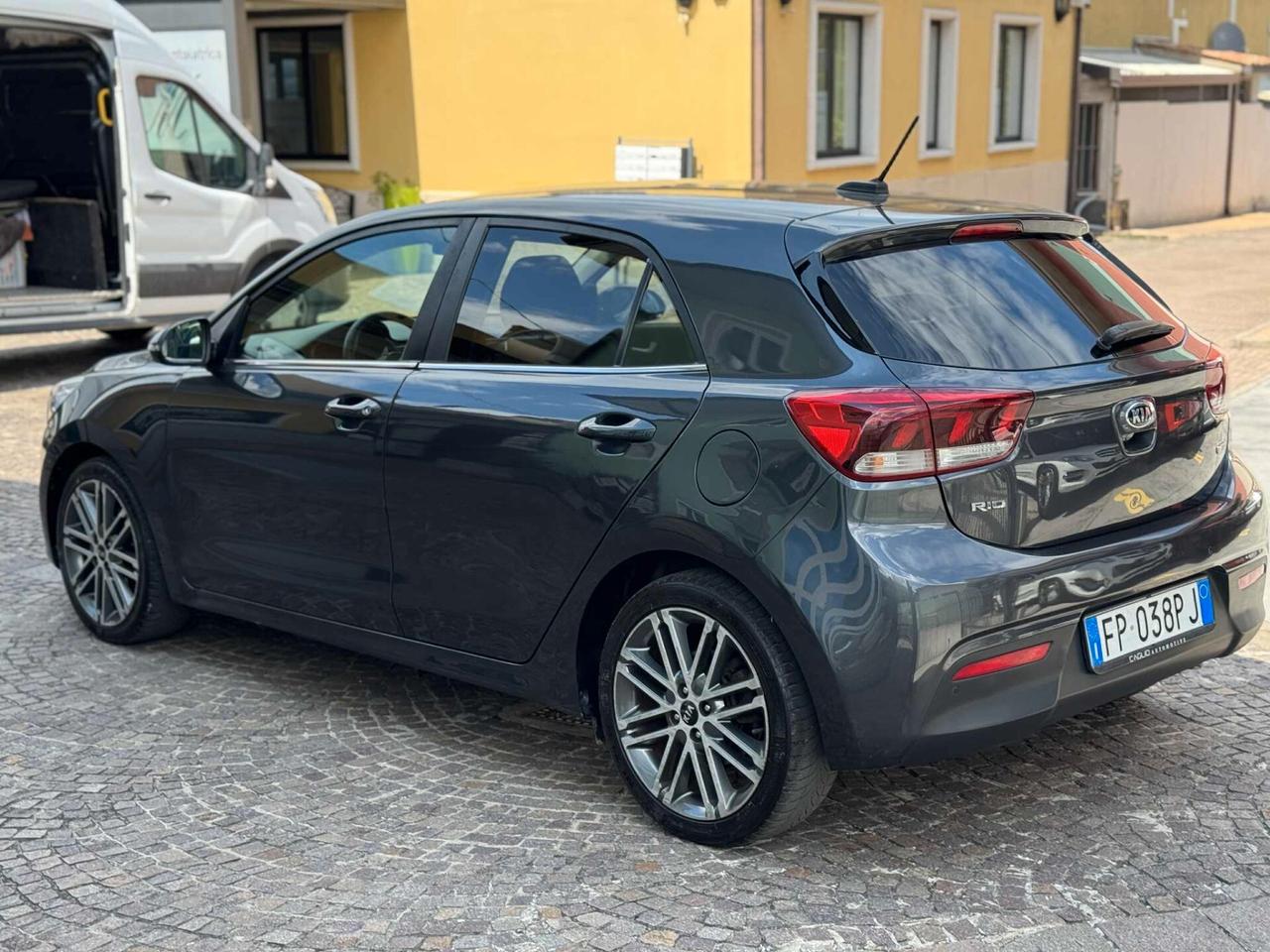 Kia Rio 1.0 T-GDi 12V 5 porte Cool