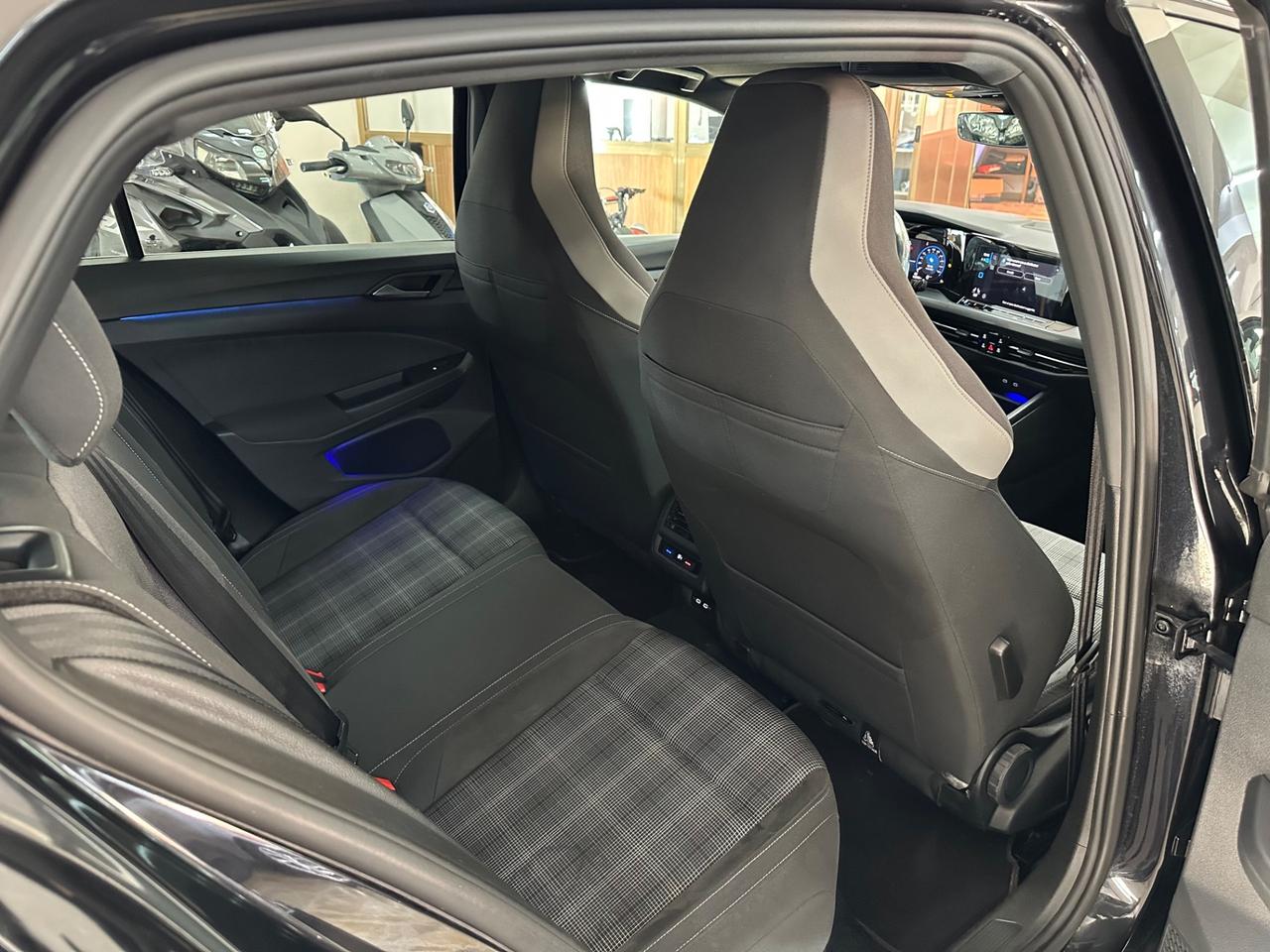 Volkswagen Golf 2.0 TDI DSG GTD