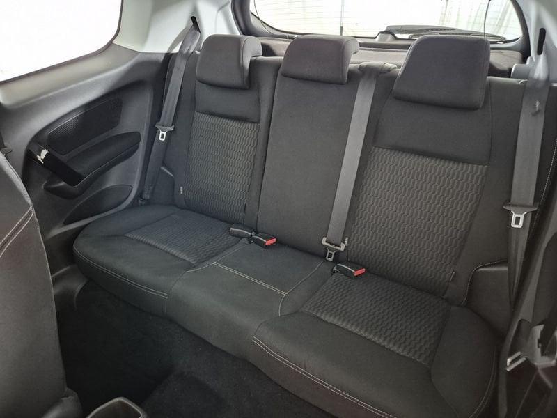 Peugeot 208 I 2015 Benzina 5p 1.2 puretech Active 82cv