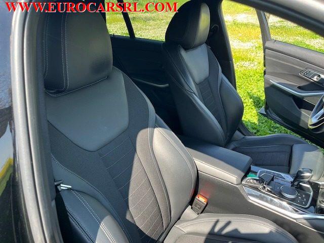 BMW 318 d 48V Touring Sport + Gancio Traino