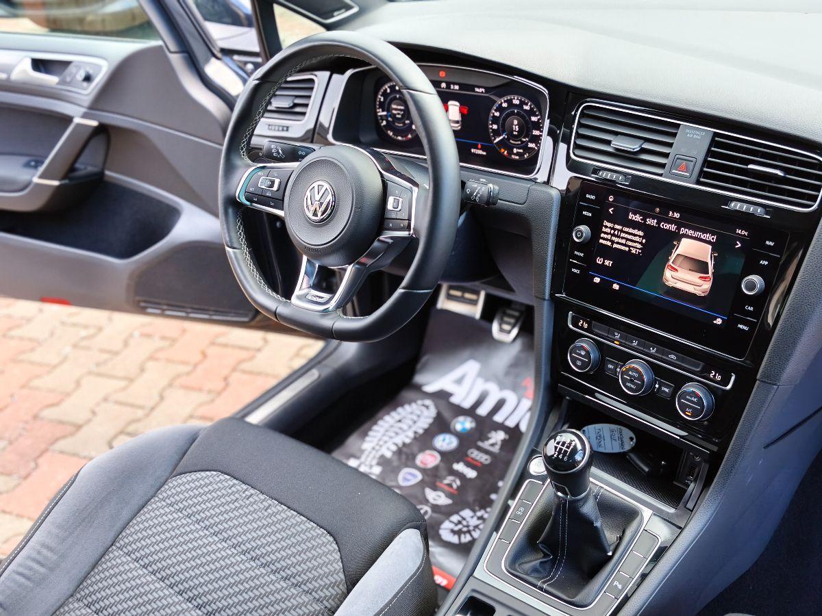 VOLKSWAGEN Golf 7.5 1.4 TSI 125 CV Executive R-Line