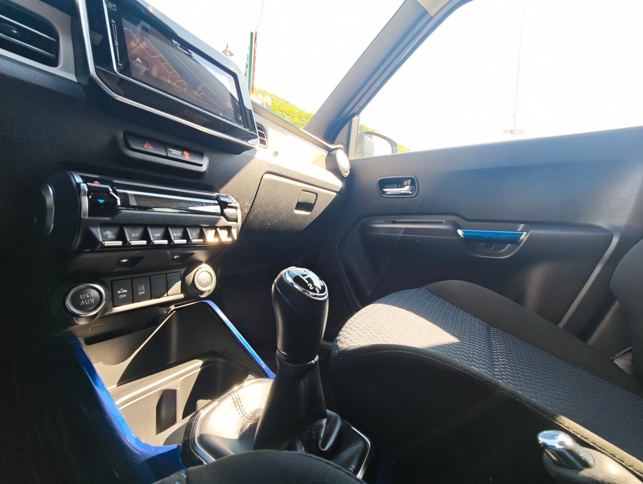 Suzuki Ignis 1.2 Hybrid Top
