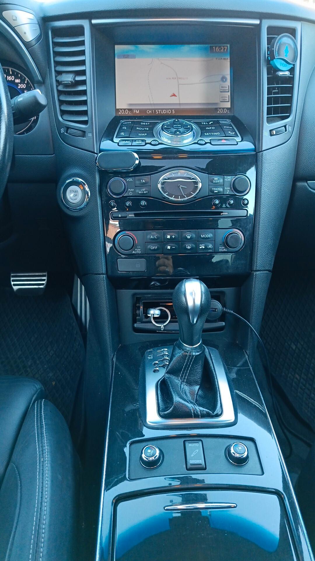 Infiniti FX FX30d S Premium