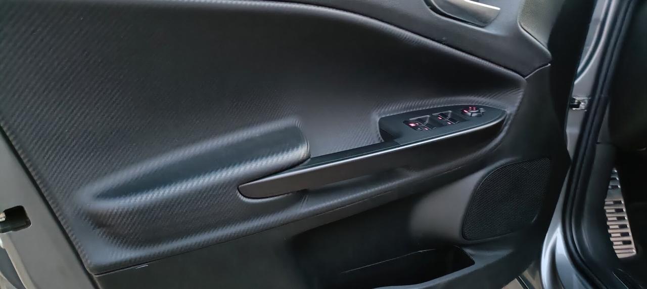 Alfa Romeo Giulietta 2.0 JTDm 170 CV TCT Veloce Carbon Edition