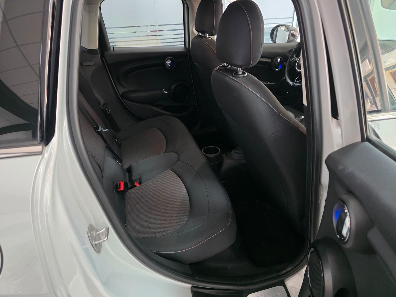 Mini 1.5 Cooper D Hype