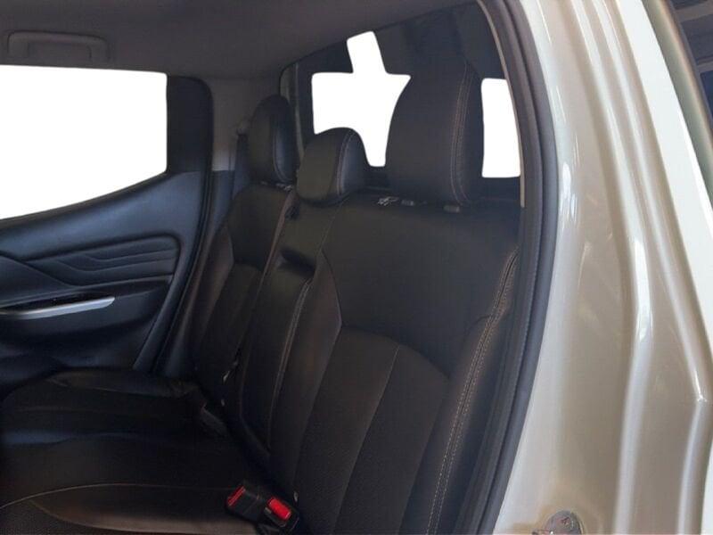 Mitsubishi L200 L200 d.cab 2.3d Intense 4wd 150cv auto