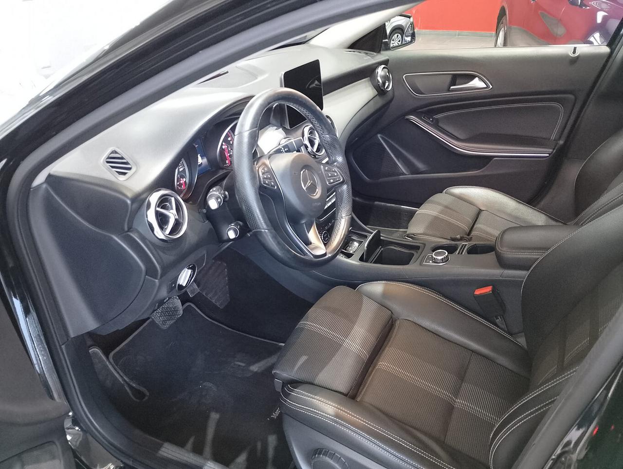 Mercedes-benz GLA 200 d Automatic Premium