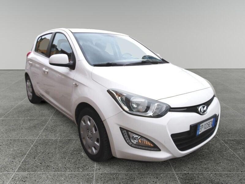 Hyundai i20 i20 1.2 5p. Sound Edition CON SOLO 84.000 KM.