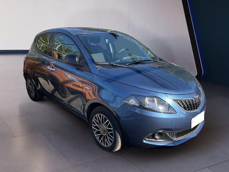 Lancia Ypsilon III 2021 1.0 firefly hybrid Gold Plus s&s 70cv