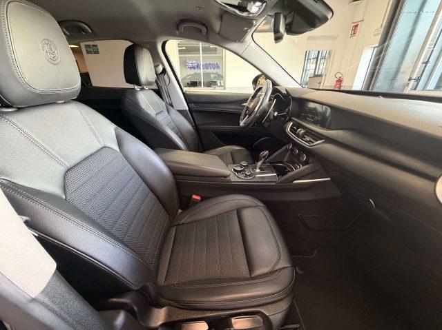 ALFA ROMEO Stelvio Stelvio 2.2 t Business Q4 210cv auto