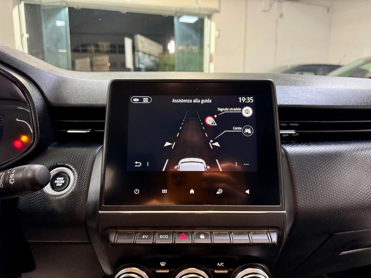 Renault Clio Full Hybrid E-Tech 140 CV Zen 09/2022