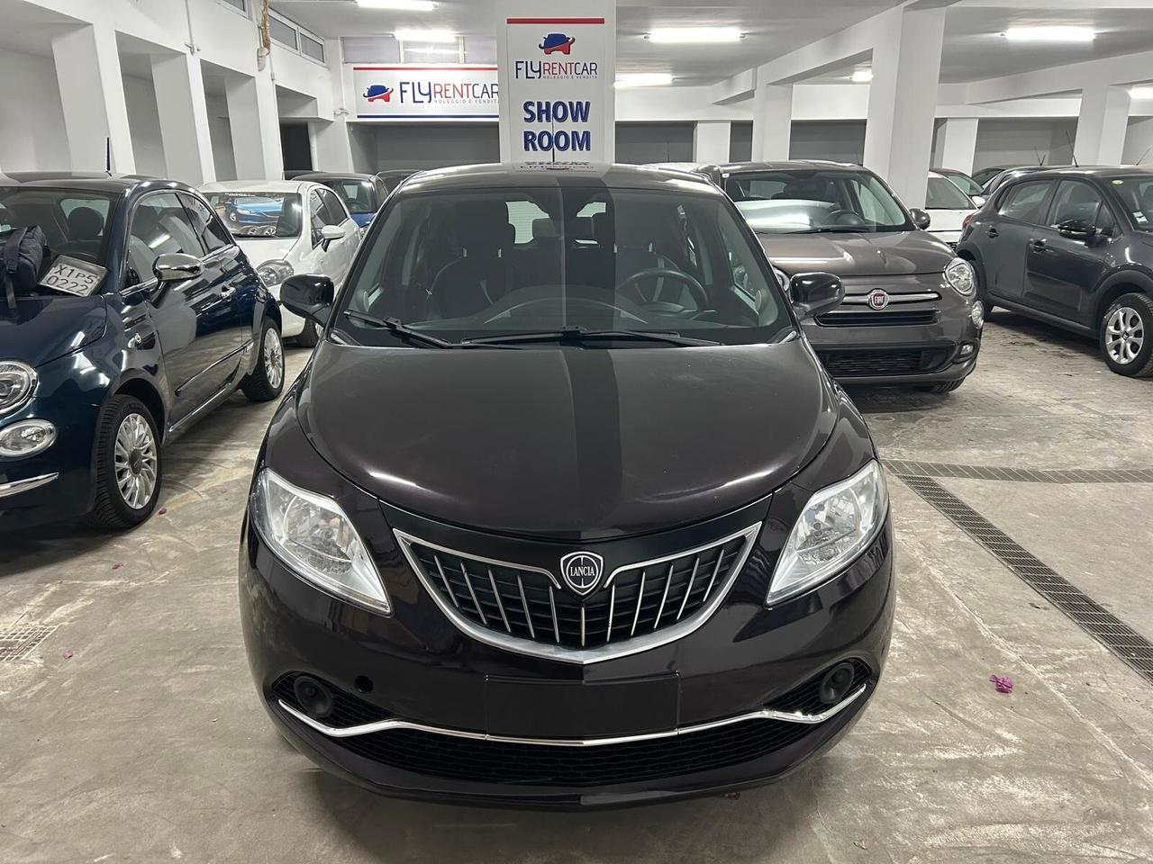 Lancia Ypsilon 1.2 69 CV 5 porte Gold