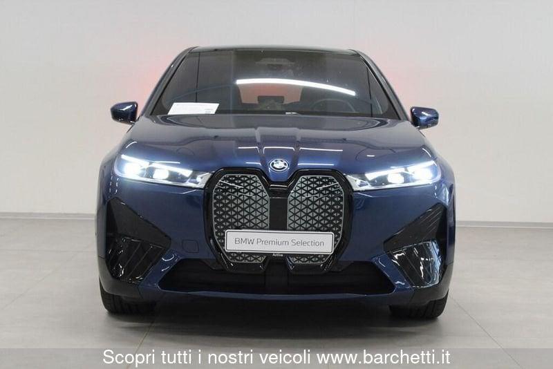 BMW iX xdrive40 pacchetto sportivo