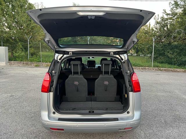 PEUGEOT 5008 7posti 1.6 HDi 112CV senza nessun lavoro da fare