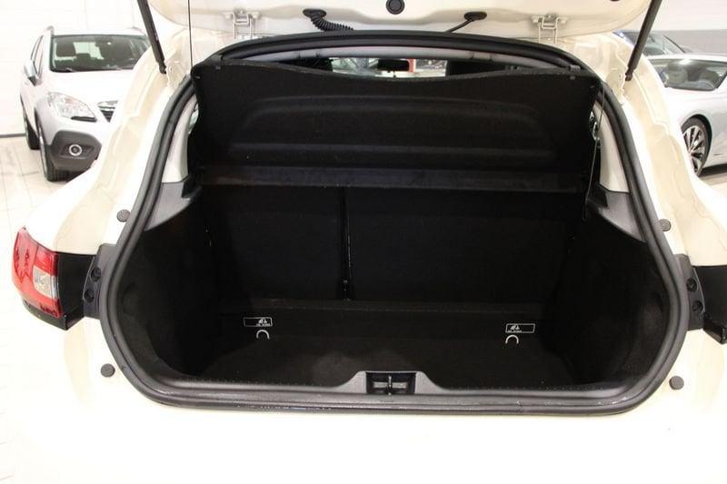 Renault Clio Clio 1.2 75 CV 5 porte Duel