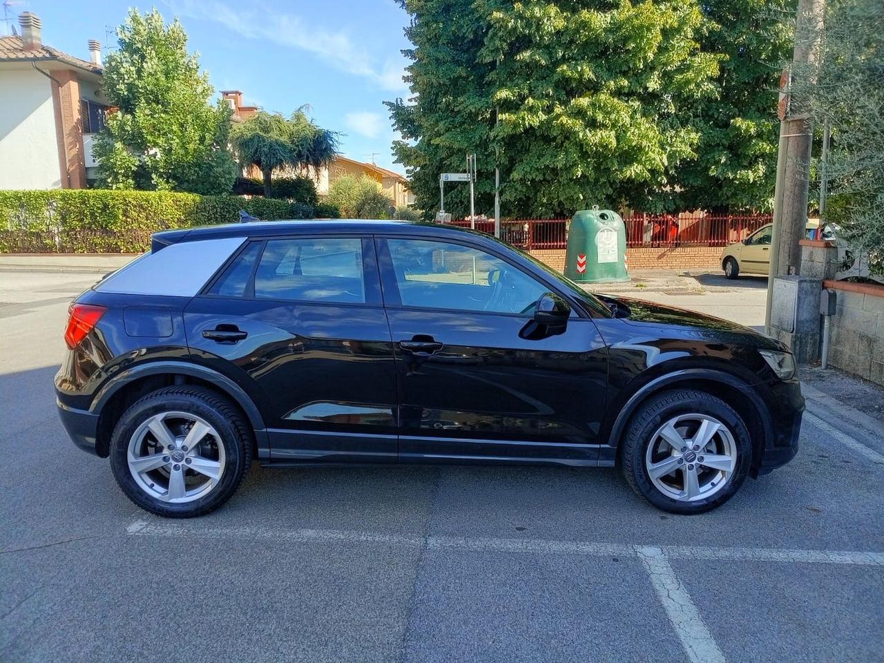 Audi Q2 Identity Black 1.6 30 TDI #6697