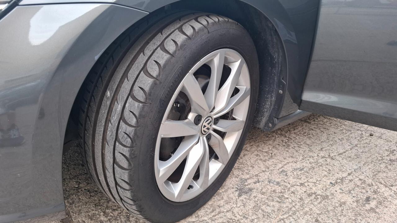 Volkswagen GOLF 7.5 1.6 TDI 115 CV 5p. Business