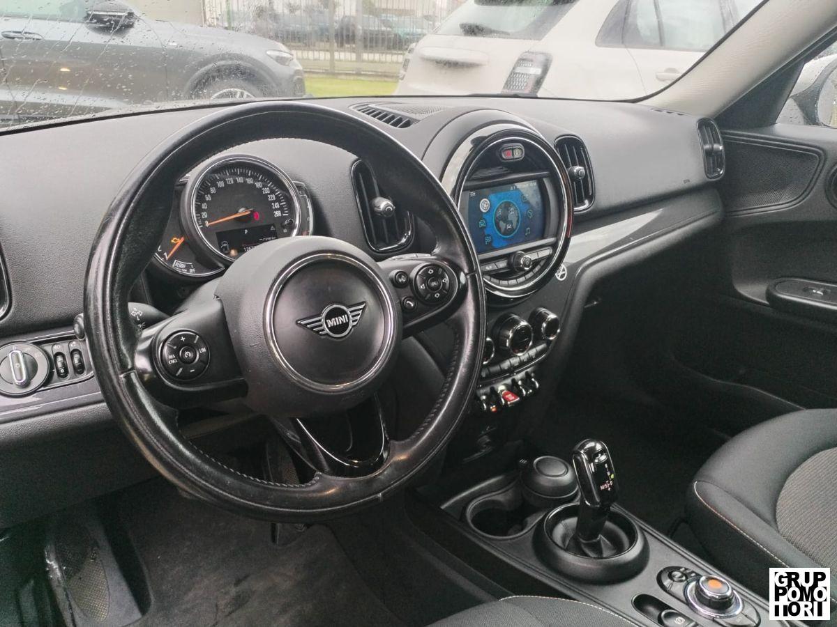 MINI - Countryman D Mini Cooper D Hype Aut.