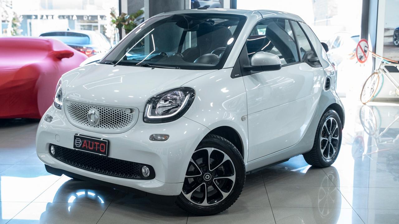 Smart ForTwo CABRIO 0.9 T 90 CV PASSION AUTO NAVI LED FULL OPTIONAL