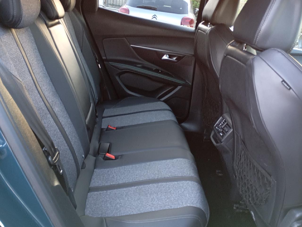 Peugeot 3008 1.2 PureTech Turbo 130CV Allure Pack