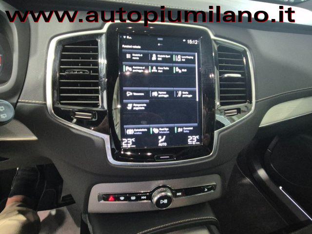 VOLVO XC90 B5 (d) AWD Geartronic 7 posti R-design