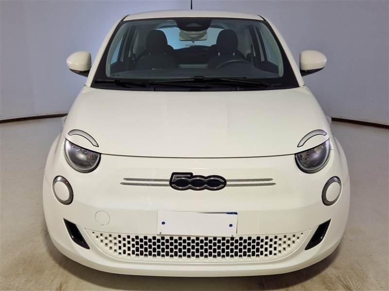 Fiat 500 500e Berlina 42 kWh La Prima